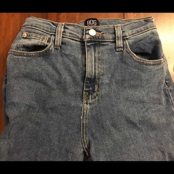 BDG Girlfriend High-Rise Jeans (Urban Outfitters) - Picture 1 of 4